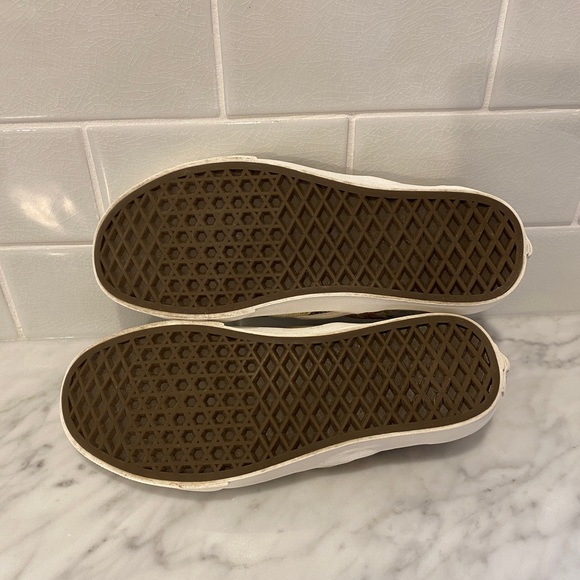 One of a Kind Vans - Picture 5 of 5